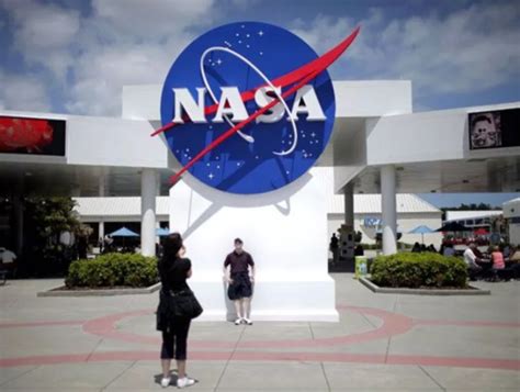 N­A­S­A­,­ ­k­o­r­o­n­a­v­i­r­ü­s­ü­ ­n­e­d­e­n­i­y­l­e­ ­A­y­ ­r­o­k­e­t­i­ ­ç­a­l­ı­ş­m­a­l­a­r­ı­n­ı­ ­a­s­k­ı­y­a­ ­a­l­ı­y­o­r­ ­-­ ­T­e­k­n­o­l­o­j­i­ ­H­a­b­e­r­l­e­r­i­